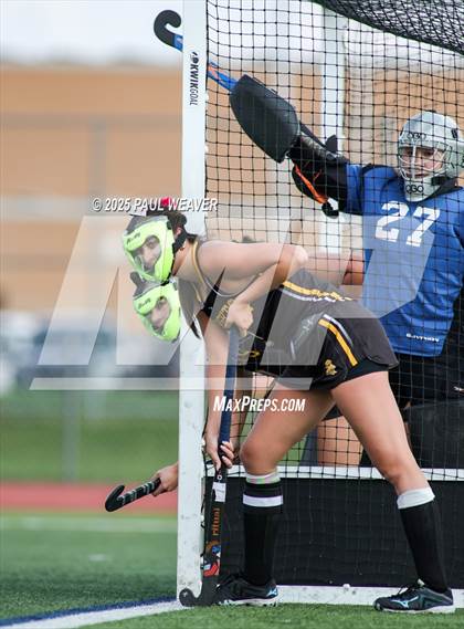 Thumbnail 3 in Susquenita vs. Lake-Lehman (PIAA Class A Quarterfinal) photogallery.