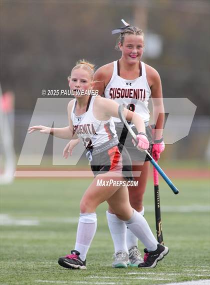 Thumbnail 2 in Susquenita vs. Lake-Lehman (PIAA Class A Quarterfinal) photogallery.