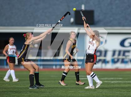 Thumbnail 2 in Susquenita vs. Lake-Lehman (PIAA Class A Quarterfinal) photogallery.