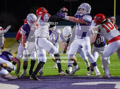 Thumbnail 2 in San Augustine vs. Mason (UIL 2A Semifinal) photogallery.