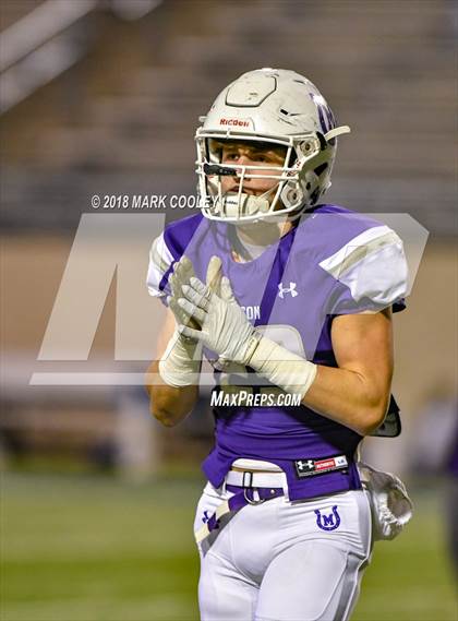 Thumbnail 2 in San Augustine vs. Mason (UIL 2A Semifinal) photogallery.