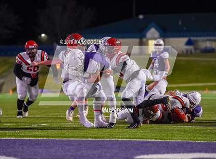 Thumbnail 1 in San Augustine vs. Mason (UIL 2A Semifinal) photogallery.