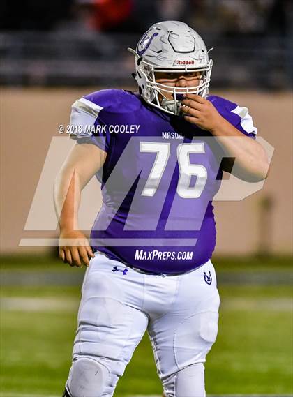 Thumbnail 1 in San Augustine vs. Mason (UIL 2A Semifinal) photogallery.