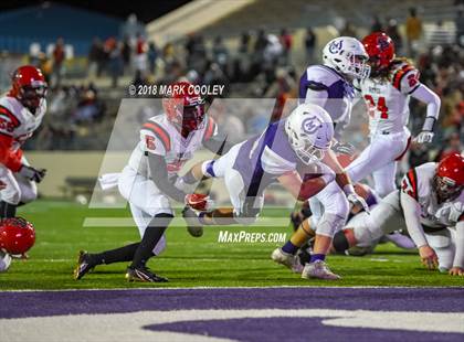 Thumbnail 3 in San Augustine vs. Mason (UIL 2A Semifinal) photogallery.