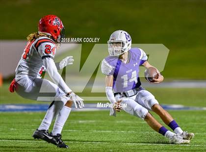 Thumbnail 3 in San Augustine vs. Mason (UIL 2A Semifinal) photogallery.