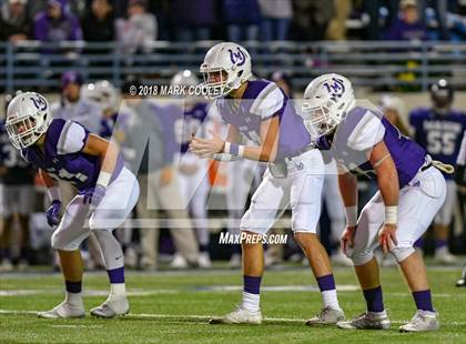 Thumbnail 2 in San Augustine vs. Mason (UIL 2A Semifinal) photogallery.