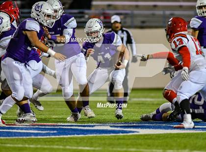 Thumbnail 2 in San Augustine vs. Mason (UIL 2A Semifinal) photogallery.