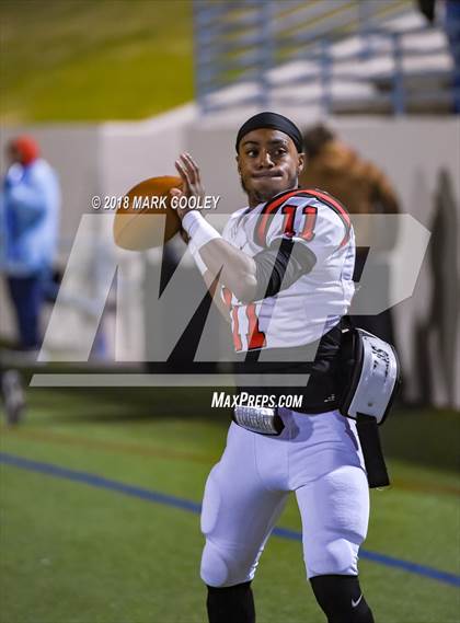 Thumbnail 1 in San Augustine vs. Mason (UIL 2A Semifinal) photogallery.