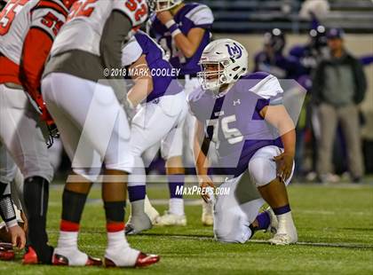 Thumbnail 2 in San Augustine vs. Mason (UIL 2A Semifinal) photogallery.