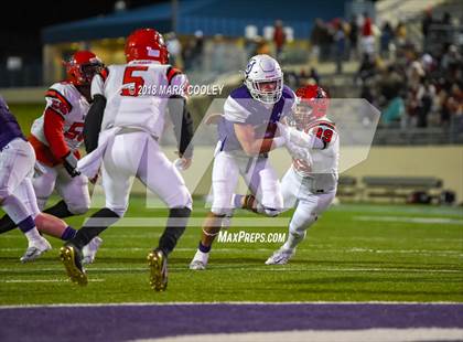 Thumbnail 2 in San Augustine vs. Mason (UIL 2A Semifinal) photogallery.