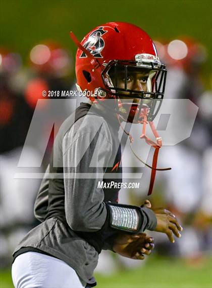 Thumbnail 1 in San Augustine vs. Mason (UIL 2A Semifinal) photogallery.