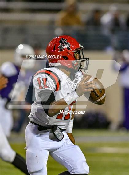 Thumbnail 2 in San Augustine vs. Mason (UIL 2A Semifinal) photogallery.