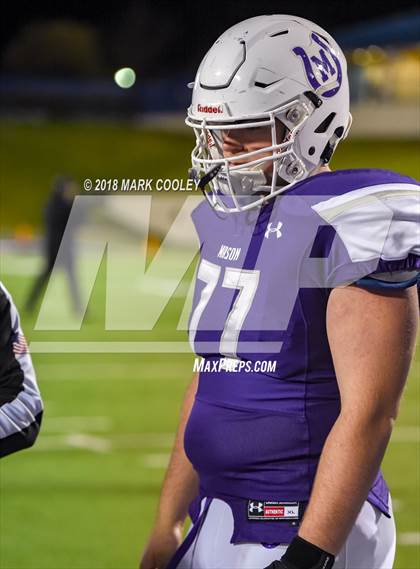 Thumbnail 1 in San Augustine vs. Mason (UIL 2A Semifinal) photogallery.
