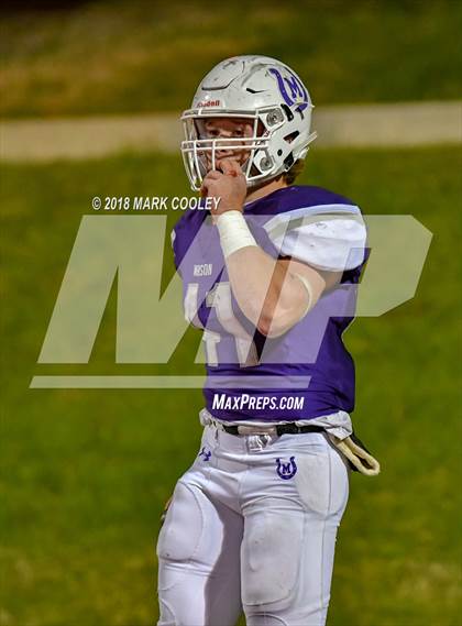 Thumbnail 1 in San Augustine vs. Mason (UIL 2A Semifinal) photogallery.