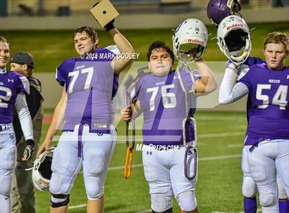 Thumbnail 2 in San Augustine vs. Mason (UIL 2A Semifinal) photogallery.