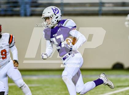 Thumbnail 2 in San Augustine vs. Mason (UIL 2A Semifinal) photogallery.