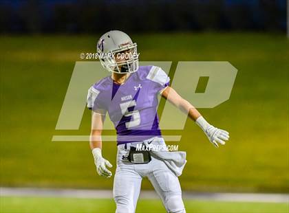 Thumbnail 3 in San Augustine vs. Mason (UIL 2A Semifinal) photogallery.