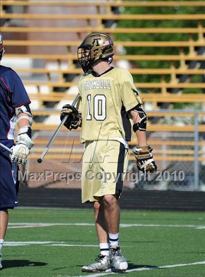 Thumbnail 3 in McMahon @ Trumbull photogallery.
