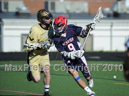 Thumbnail 3 in McMahon @ Trumbull photogallery.