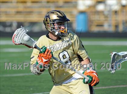Thumbnail 2 in McMahon @ Trumbull photogallery.