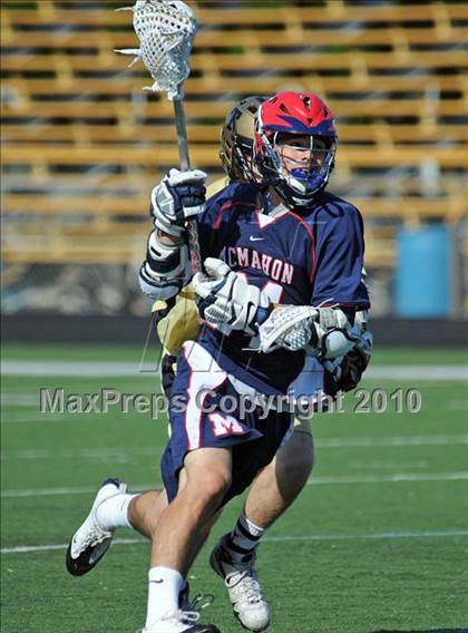 Thumbnail 2 in McMahon @ Trumbull photogallery.