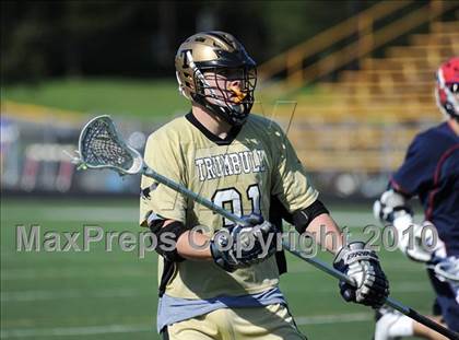 Thumbnail 2 in McMahon @ Trumbull photogallery.