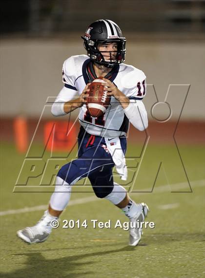Thumbnail 1 in Azusa vs. Maranatha photogallery.