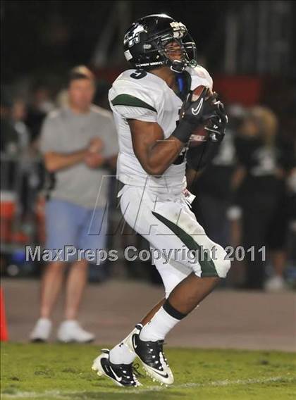 Thumbnail 3 in Redlands East Valley vs. Chino Hills photogallery.
