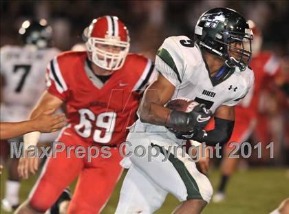 Thumbnail 2 in Redlands East Valley vs. Chino Hills photogallery.