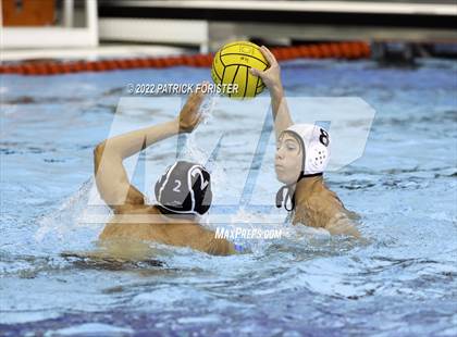 Thumbnail 2 in Boerne-Champion vs. Clark (UIL 6A Regin 4 Final) photogallery.