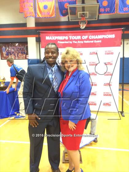 Thumbnail 2 in Madison Central TOC Ceremony photogallery.
