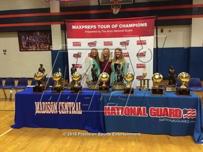 Thumbnail 1 in Madison Central TOC Ceremony photogallery.