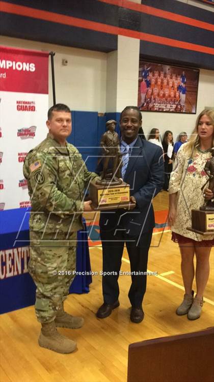 Thumbnail 3 in Madison Central TOC Ceremony photogallery.