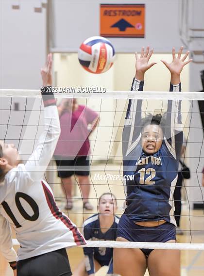 Thumbnail 3 in Desert Ridge vs. Desert Vista (Westwood Tournament of Champions) photogallery.