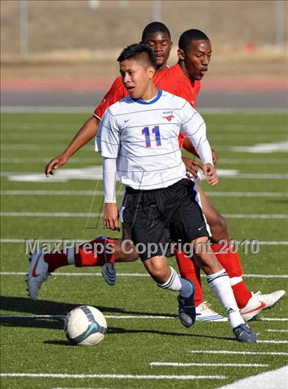 Thumbnail 1 in Pearce vs Cooper (Little Elm Invitational) photogallery.