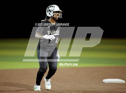 Thumbnail 2 in Guyer vs Coppell photogallery.