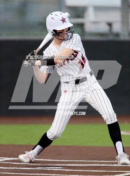 Thumbnail 2 in Guyer vs Coppell photogallery.