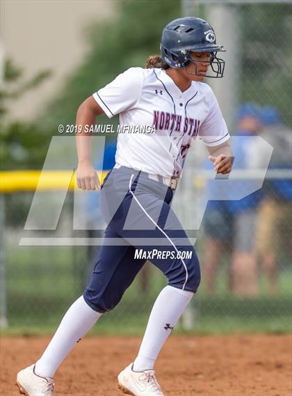 Thumbnail 2 in Skutt Catholic vs. North Star photogallery.