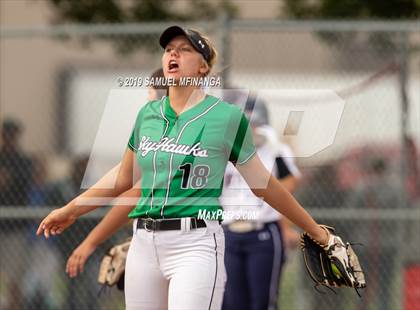 Thumbnail 3 in Skutt Catholic vs. North Star photogallery.