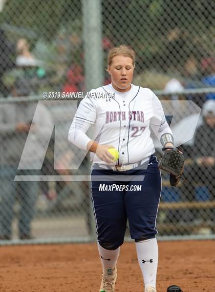 Thumbnail 2 in Skutt Catholic vs. North Star photogallery.