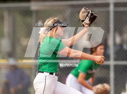 Thumbnail 3 in Skutt Catholic vs. North Star photogallery.