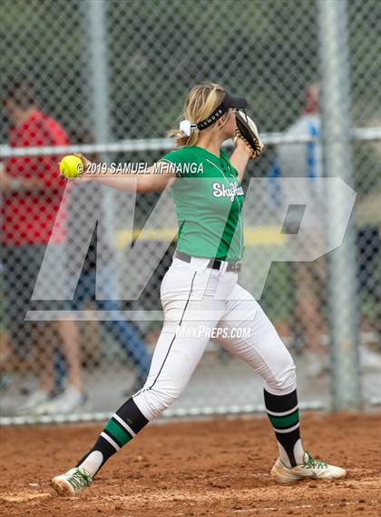 Thumbnail 1 in Skutt Catholic vs. North Star photogallery.