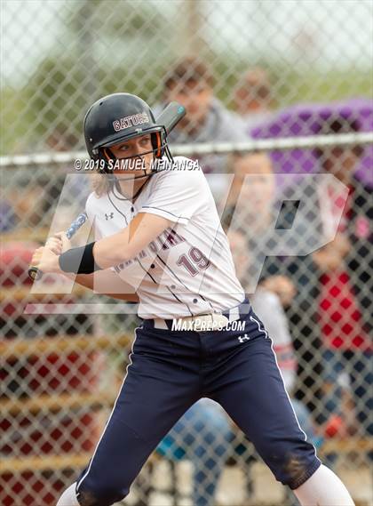 Thumbnail 2 in Skutt Catholic vs. North Star photogallery.