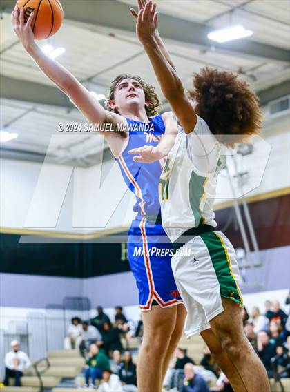 Thumbnail 1 in Westlake vs Long Beach Poly (St. Francis Holiday Hoopfest Tournament Final) photogallery.