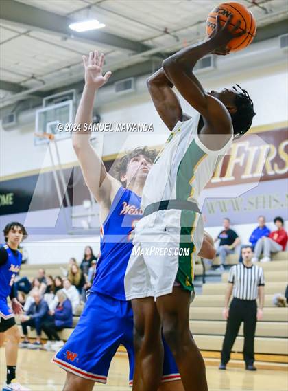 Thumbnail 2 in Westlake vs Long Beach Poly (St. Francis Holiday Hoopfest Tournament Final) photogallery.