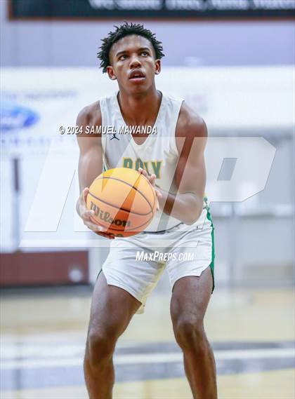 Thumbnail 1 in Westlake vs Long Beach Poly (St. Francis Holiday Hoopfest Tournament Final) photogallery.