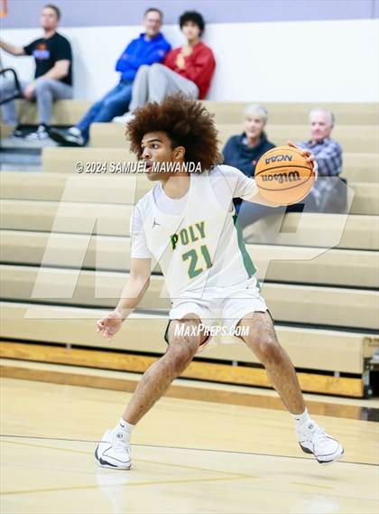 Thumbnail 3 in Westlake vs Long Beach Poly (St. Francis Holiday Hoopfest Tournament Final) photogallery.