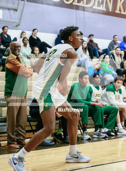 Thumbnail 1 in Westlake vs Long Beach Poly (St. Francis Holiday Hoopfest Tournament Final) photogallery.