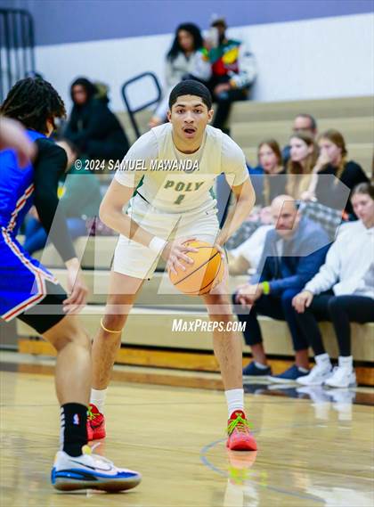 Thumbnail 3 in Westlake vs Long Beach Poly (St. Francis Holiday Hoopfest Tournament Final) photogallery.