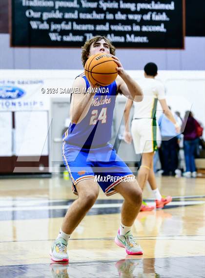 Thumbnail 3 in Westlake vs Long Beach Poly (St. Francis Holiday Hoopfest Tournament Final) photogallery.